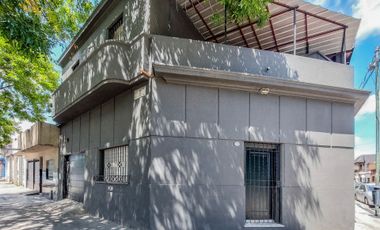 Venta 2 PH independientes en lote propio. Pompeya.