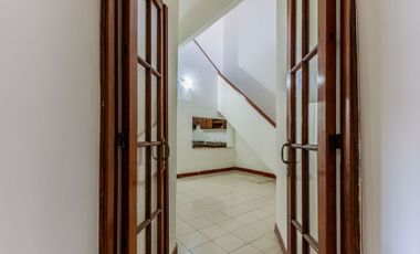 Venta 2 PH independientes en lote propio. Pompeya.