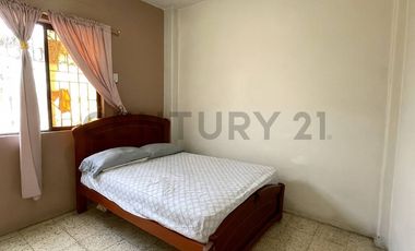 Casa en venta  en Ciudadela IETEL, norte de Guayaquil