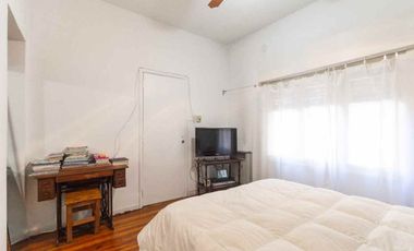 VENTA CASA 4 AMB CON JARDIN Y COCHERA