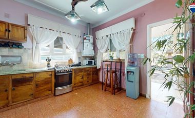 VENTA CASA QUINTA BOSQUES VARELA PILETA PARQUE