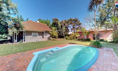 VENTA CASA QUINTA BOSQUES VARELA PILETA PARQUE