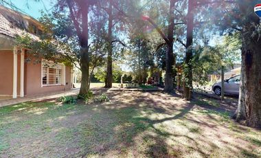 VENTA CASA QUINTA BOSQUES VARELA PILETA PARQUE