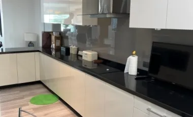 3 BR Condominium @Sathorn Gardens (AA38220)