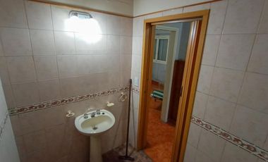 Venta PH en Lanús Oeste de 2 ambientes con Patio