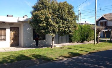 Casa en Luis Guillon