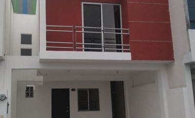 CASA EN RENTA COL. VILLAS DE ANAHUAC SAN NICOLAS DE LOS GARZA, N.L.