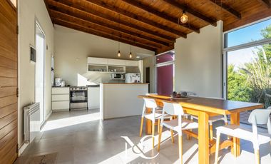 Casa en Venta en Costa Esmeralda con gas natural