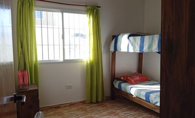 Casa en venta - 2 Dormitorios 1 Baño - Mar del Tuyú