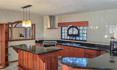 Hermosa casa en Pinar de la venta