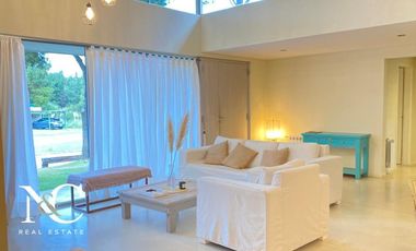 Casa en venta en Costa Esmeralda con Gas Natural