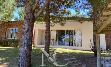 Casa en venta en Costa Esmeralda con Gas Natural