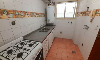 Departamento 2 ambientes. Excelente ubicación. Vicente López.
