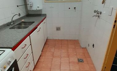 Departamento 2 ambientes. Excelente ubicación. Vicente López.