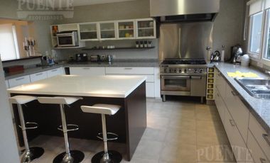 Saint Thomas, Canning - Excelente Casa sobre Lote Doble!