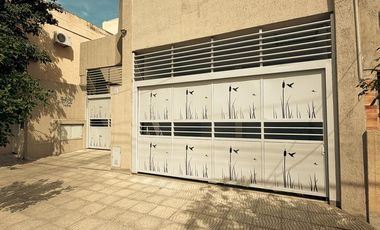 Cocheras en Venta y Alquiler - Barrio General Paz, cercanía a importantes centros de salud.
