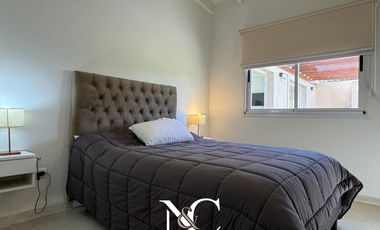 Casa en Venta en Costa Esmeralda 4 amb fondo libre