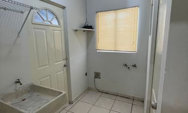 CASA EN RENTA, VILLAS LA RIOJA - CARRETERA NACIONAL, MTY. N.L.