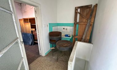 Maza al 900 Casa/Lote con 3 unidades en Venta en Boedo