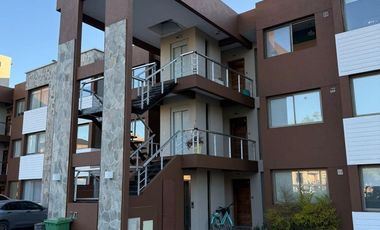 Depto 3 amb con Parrilla y Galería – Amaneceres Residence Canning