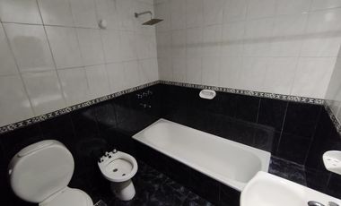 PH 4 ambientes con cochera en San Justo sobre Illia