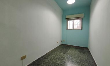 PH 4 ambientes con cochera en San Justo sobre Illia