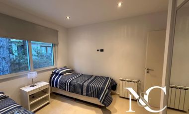 Casa en  venta en Costa Esmeralda con fondo libre