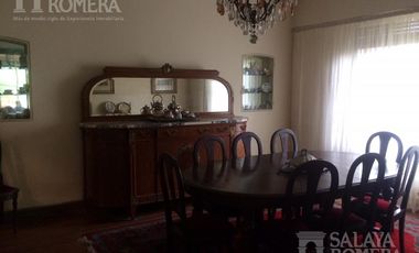 Casa a actualizar -  Excelente zona -OPORTUNIDAD