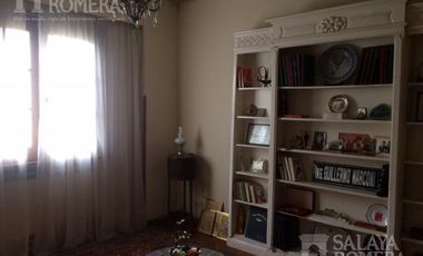 Casa a actualizar -  Excelente zona -OPORTUNIDAD