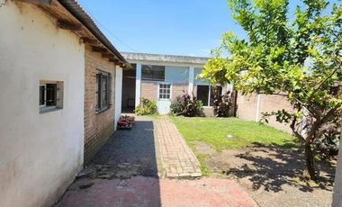 Casa en venta - 3 Dormitorios 1 Baño - Longchamps