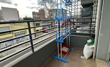 Departamento en Luis Agote