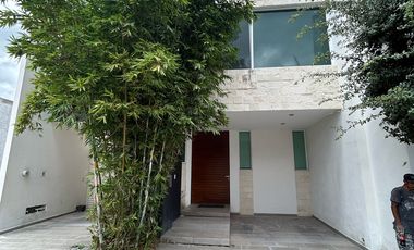 Casa en venta en Loreta Uno