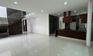 Casa en venta en Loreta Uno