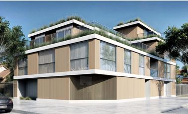 Casa con la comodidad de un PH, CON COCHERA, PATIO, PARRILLA.