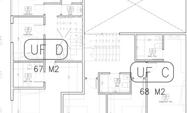 Casa con la comodidad de un PH, CON COCHERA, PATIO, PARRILLA.