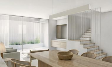 Casa con la comodidad de un PH, CON COCHERA, PATIO, PARRILLA.