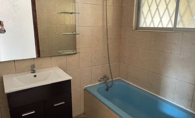 Vende acogedora casa La Calera, 3 dormitorios, movilización