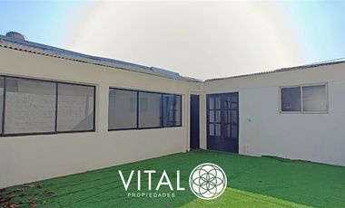 Casa Recien Remodelada En Venta De 3 Dorm. En San Miguel SOLO AL CONTADO