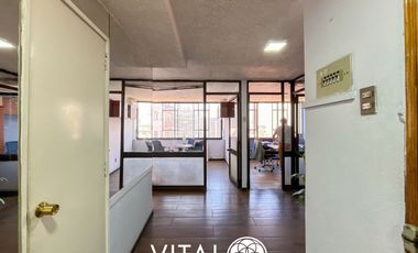 Oficina en arriendo ubicado en Centro Histórico de Santiago