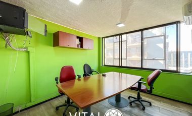 Oficina en arriendo ubicado en Centro Histórico de Santiago