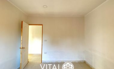 Casa en arriendo c/ estacionamiento en Metro Quilín