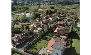 Finca en Venta en Unidad Cerrada en el Mpio de Marinilla Ant