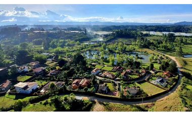 Finca en Venta en Unidad Cerrada en el Mpio de Marinilla Ant