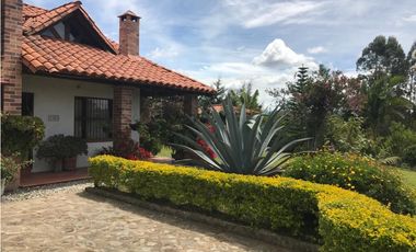 Finca en Venta en Unidad Cerrada en el Mpio de Marinilla Ant