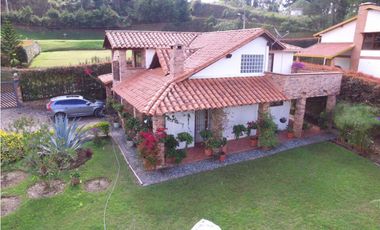 Finca en Venta en Unidad Cerrada en el Mpio de Marinilla Ant