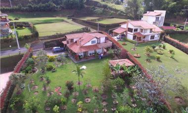 Finca en Venta en Unidad Cerrada en el Mpio de Marinilla Ant