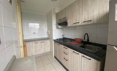 A PASOS DEL PORTAL SE ARRIENDA PRACTICO DEPARTAMENTO