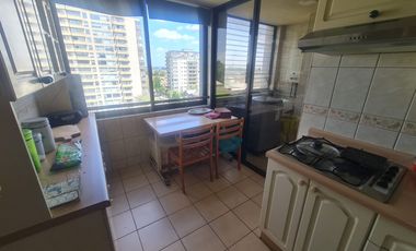 SE VENDE AMPLIO  DEPARTAMENTO SECTOR AVENIDA ALEMANIA