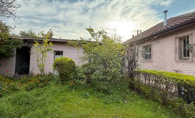 SE VENDE CASA  CON AMPLIO TERRENO IDEAL COMERCIAL