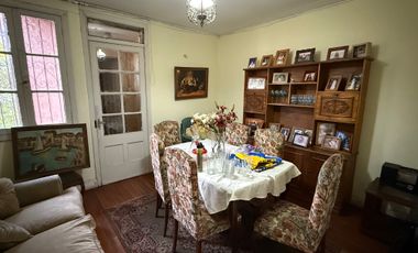 SE VENDE CASA  CON AMPLIO TERRENO IDEAL COMERCIAL